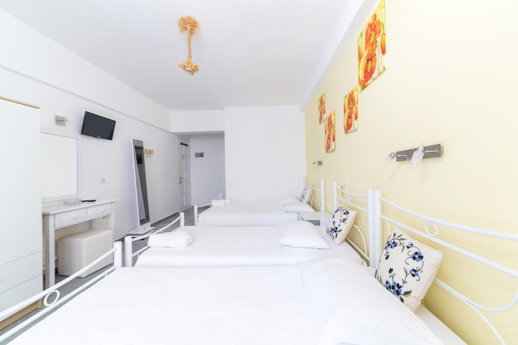 George Studios Naxos City Номер фото
